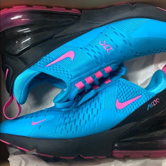 Nike Shoes - Nike AirMax 270 size 5.5